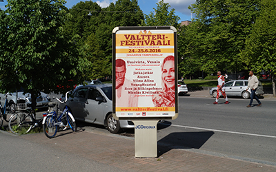 Kuva abribus-taulusta.